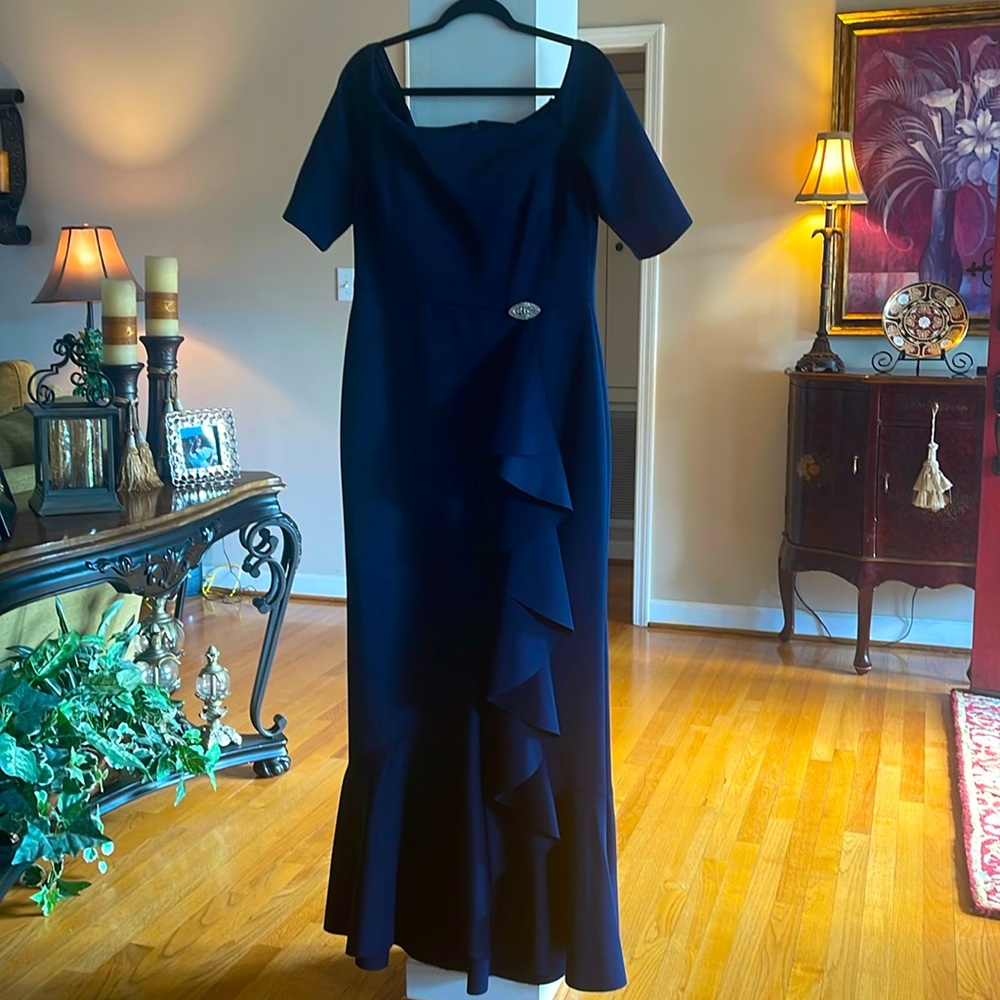 MOB Dress Dark blue long off shoulder dress, EUC Size 14
